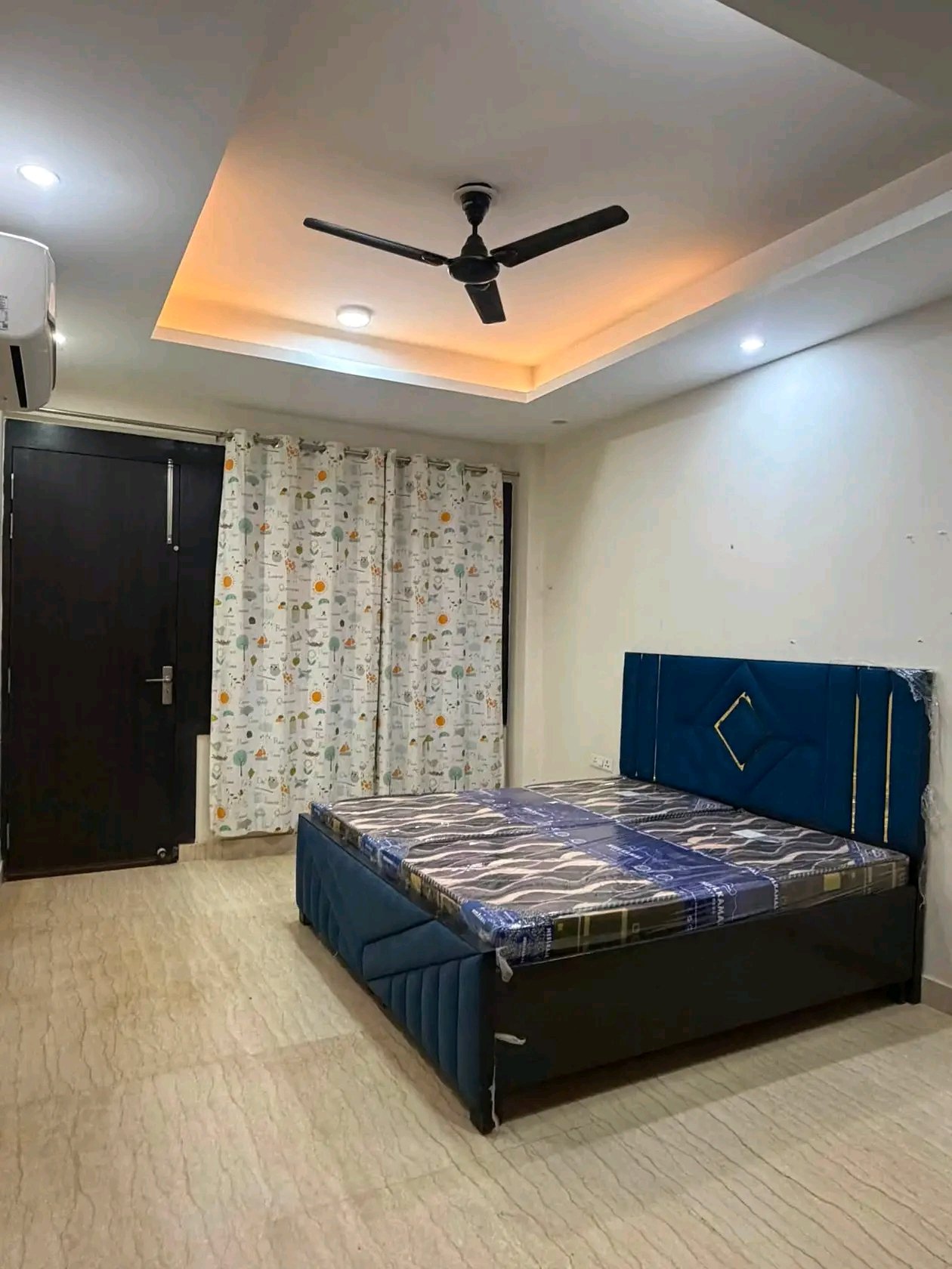 🏡 ROOM FOR RENT IN SECTOR 57, GURUGRAM